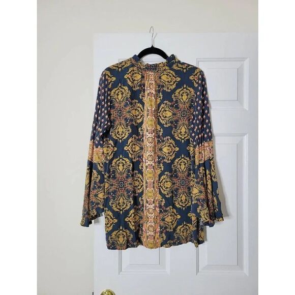 NWOT Free people 
Magic Mystery Tunic Shirt - Picture 3 of 9